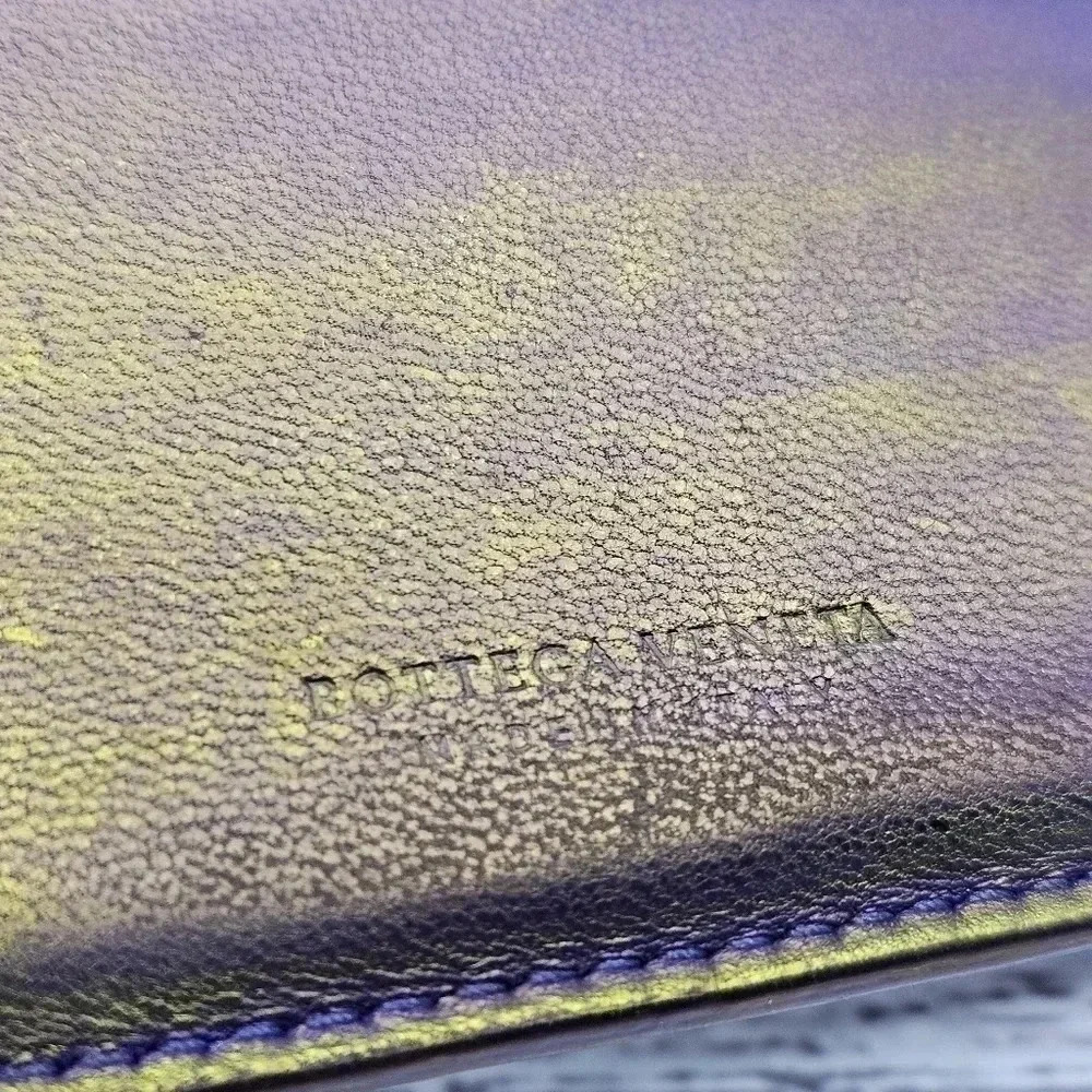 Bottega Veneta Intrecciato Purple and Gold Zip Wallet - Picture 7 of 7